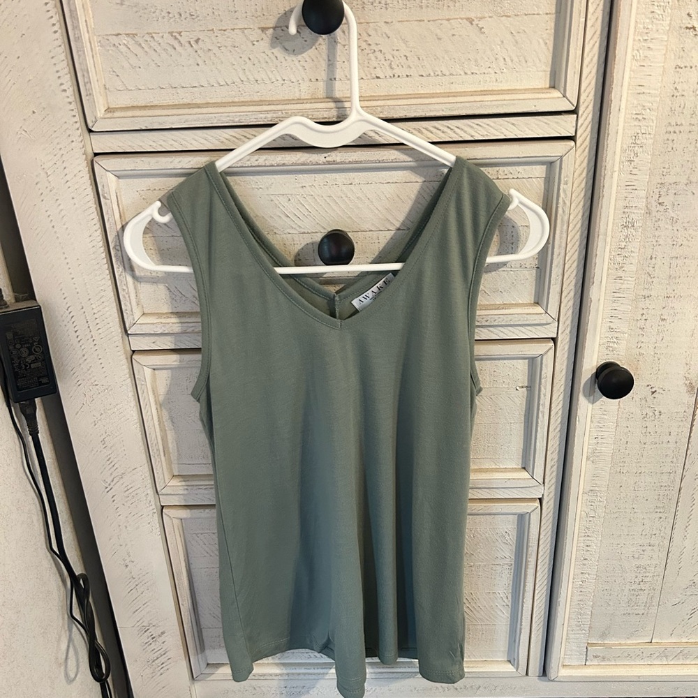 Awake tank top